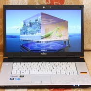 Fujitsu Amilo Pi 3560 review from a Linux user
